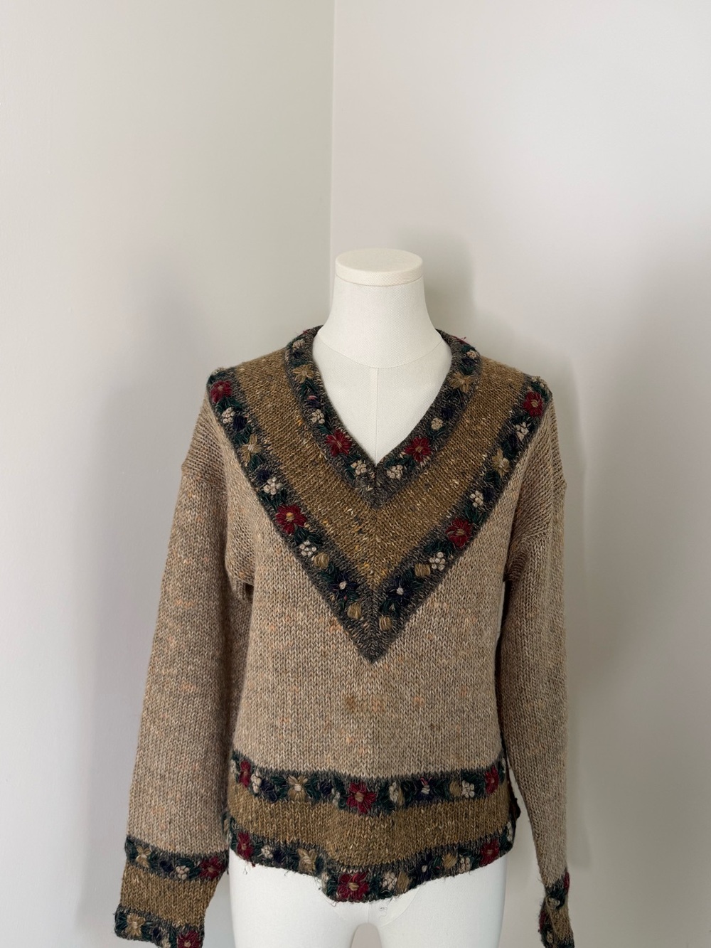 Elegant Beige and Green V-Neck Sweater